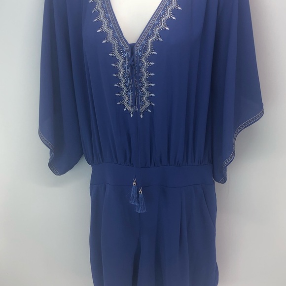 White House Black Market Blue Romper with pockets in Excellent Condition - Picture 10 of 11